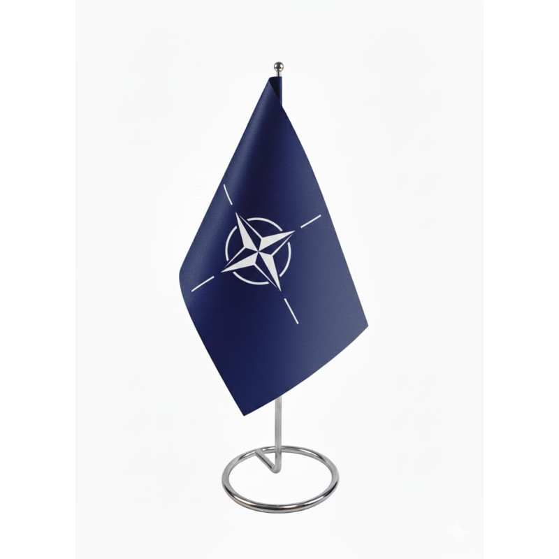 Flagietka – mała flaga NATO na stojaczku do biura i instytucji